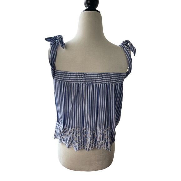 CUPCAKES & Cashmere Blue And White Striped Top Size Small - Picture 3 of 9